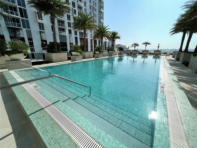 600 NE 27th Street 1205, Miami, FL 33137