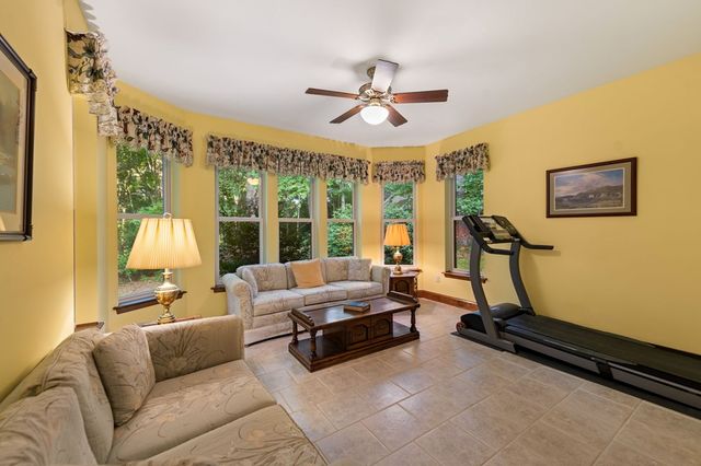 541 Davis Road, Blue Ridge, GA 30513