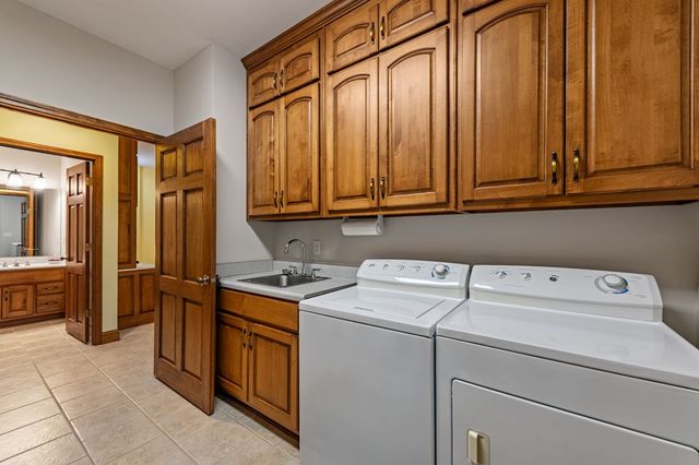 541 Davis Road, Blue Ridge, GA 30513