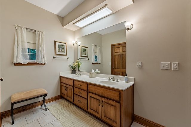 541 Davis Road, Blue Ridge, GA 30513