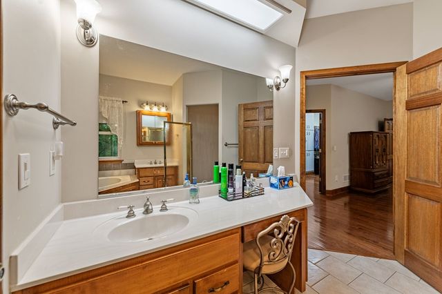 541 Davis Road, Blue Ridge, GA 30513