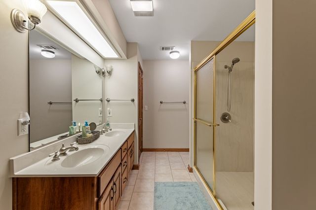 541 Davis Road, Blue Ridge, GA 30513