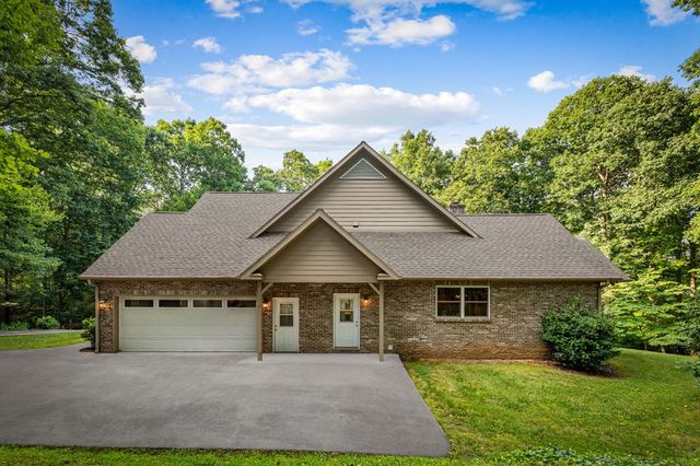 541 Davis Road, Blue Ridge, GA 30513