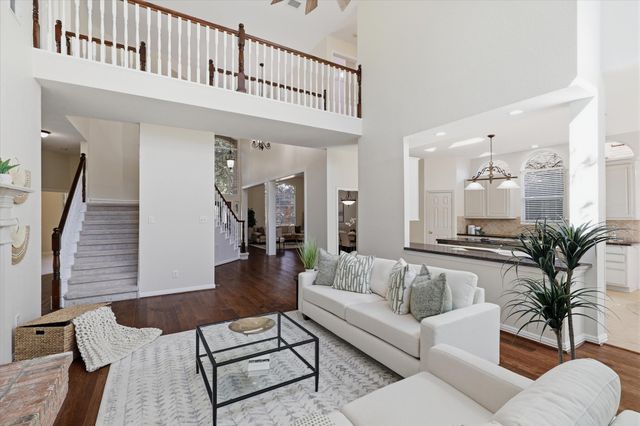 3618 Waynoka Drive, Carrollton, TX 75007