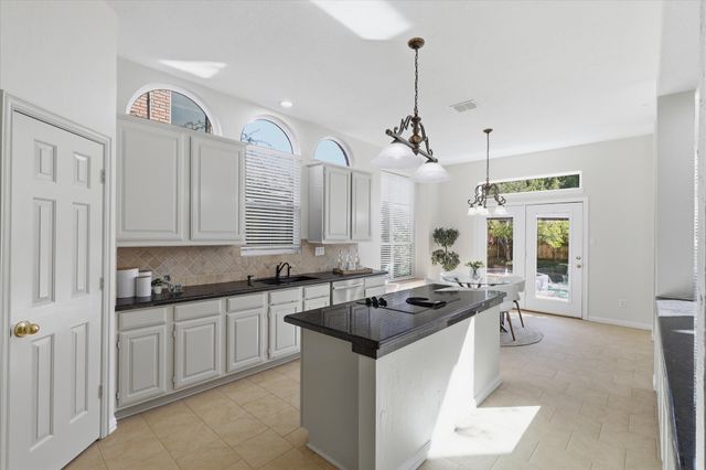3618 Waynoka Drive, Carrollton, TX 75007