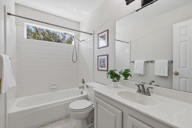 3618 Waynoka Drive, Carrollton, TX 75007