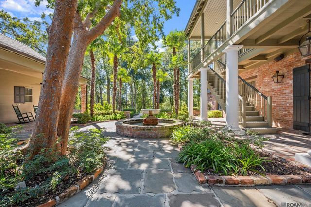 16026 Highland Bluff Ct, Baton Rouge, LA 70810