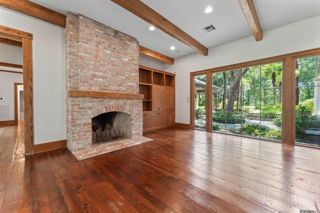 16026 Highland Bluff Ct, Baton Rouge, LA 70810