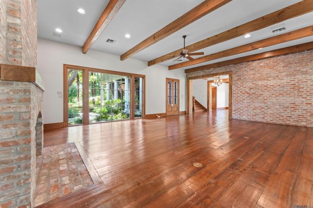 16026 Highland Bluff Ct, Baton Rouge, LA 70810