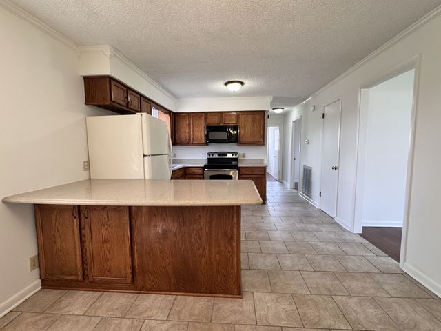 239 Southburn Dr, Hendersonville, TN 37075