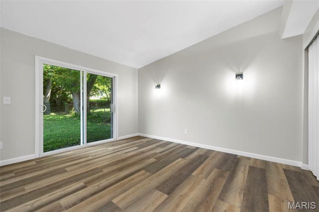 2365 Brook Drive, Florissant, MO 63033