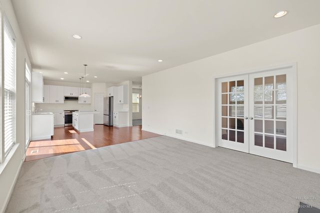 8962 Pearsall Drive, Huntley, IL 60142