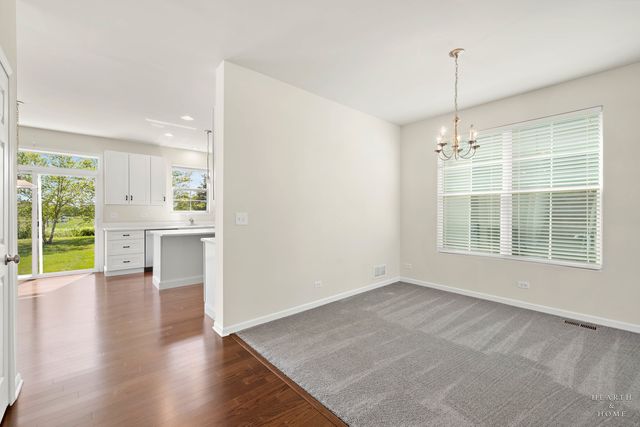 8962 Pearsall Drive, Huntley, IL 60142