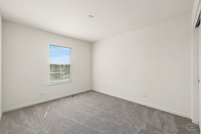 8962 Pearsall Drive, Huntley, IL 60142