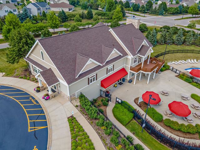 8962 Pearsall Drive, Huntley, IL 60142