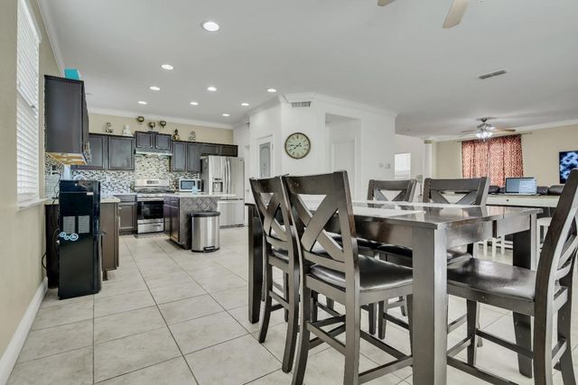 7813 Megan Ann Ct, Antelope, CA 95843