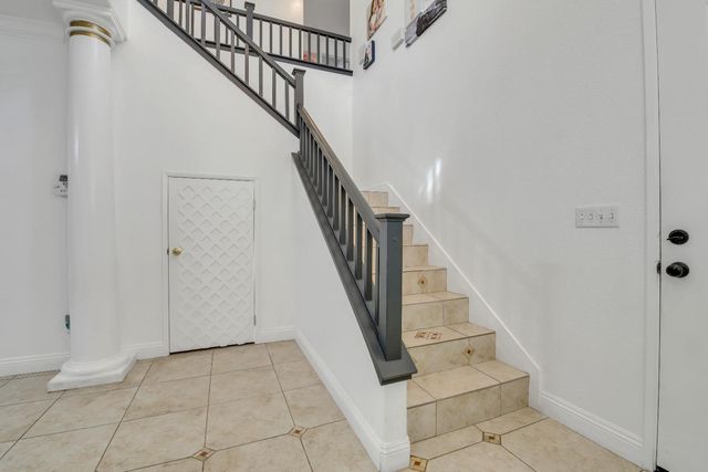 7813 Megan Ann Ct, Antelope, CA 95843
