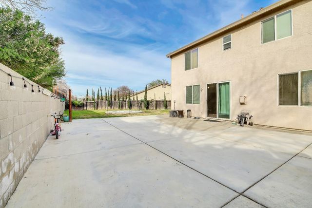 7813 Megan Ann Ct, Antelope, CA 95843
