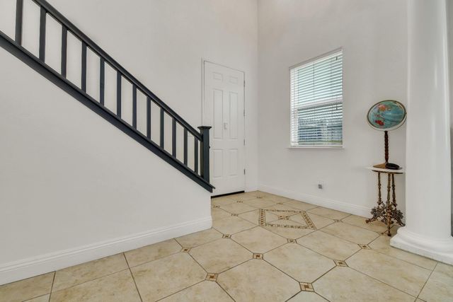 7813 Megan Ann Ct, Antelope, CA 95843