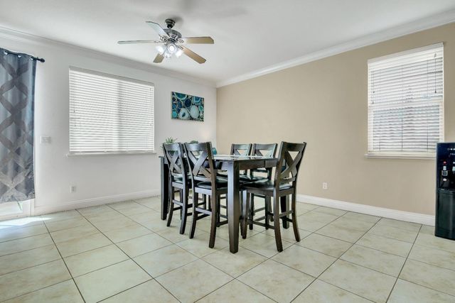 7813 Megan Ann Ct, Antelope, CA 95843