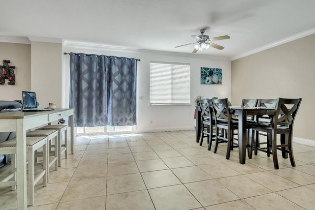 7813 Megan Ann Ct, Antelope, CA 95843