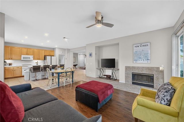 29517 Warmsprings Drive, Menifee, CA 92584