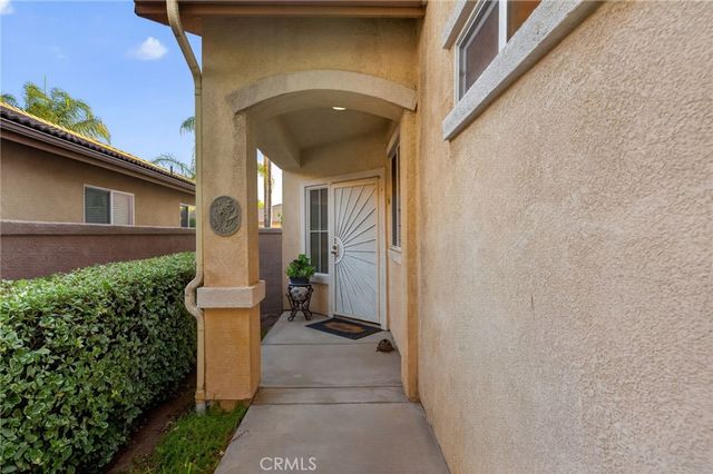 29517 Warmsprings Drive, Menifee, CA 92584