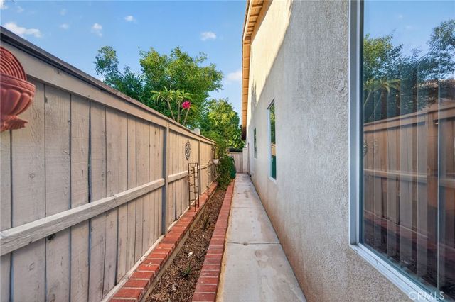 29517 Warmsprings Drive, Menifee, CA 92584
