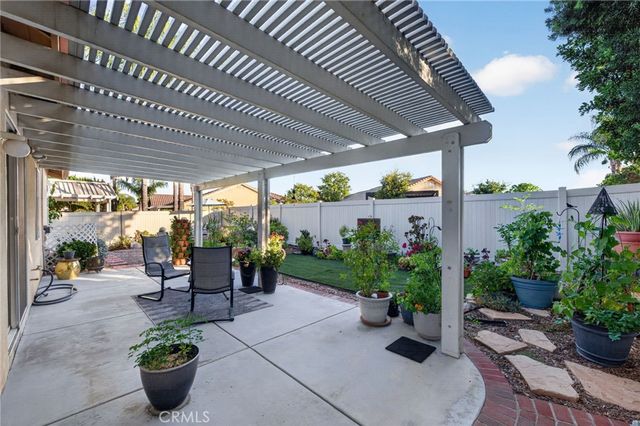 29517 Warmsprings Drive, Menifee, CA 92584
