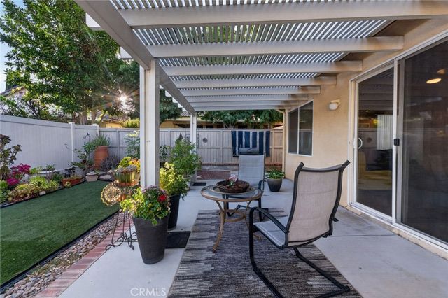 29517 Warmsprings Drive, Menifee, CA 92584