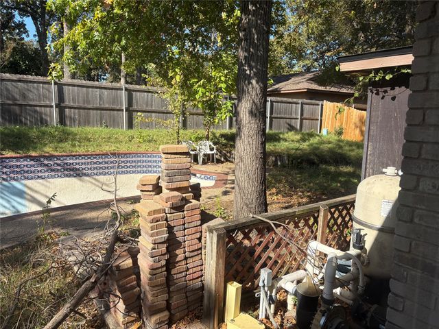 1307 Cedar Ridge Terrace, Euless, TX 76039