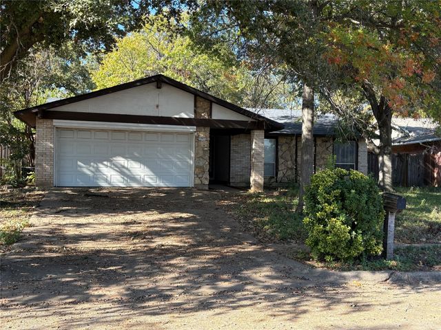 1307 Cedar Ridge Terrace, Euless, TX 76039