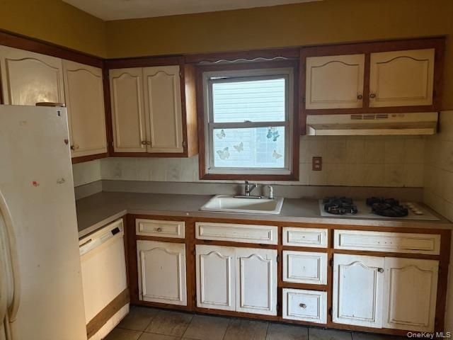 157 Hendrickson Avenue, Elmont, NY 11003