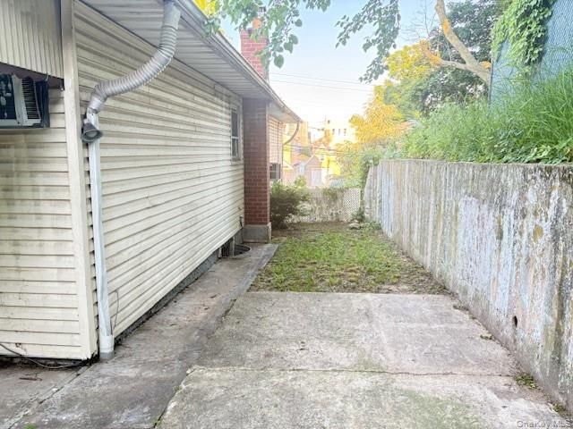 157 Hendrickson Avenue, Elmont, NY 11003