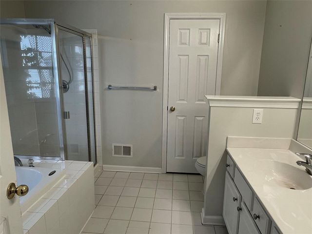 8 Case Court 8, Monroe, NY 10950