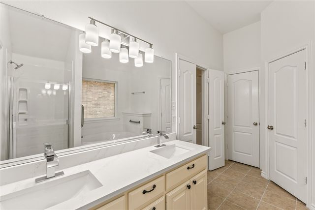 401 Hidden Knoll Drive, Burleson, TX 76028