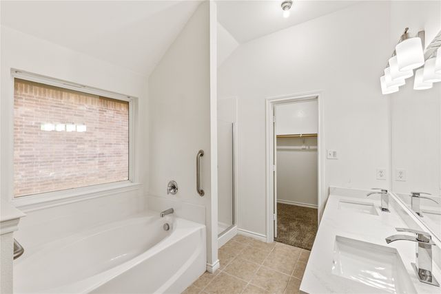 401 Hidden Knoll Drive, Burleson, TX 76028