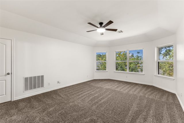 401 Hidden Knoll Drive, Burleson, TX 76028