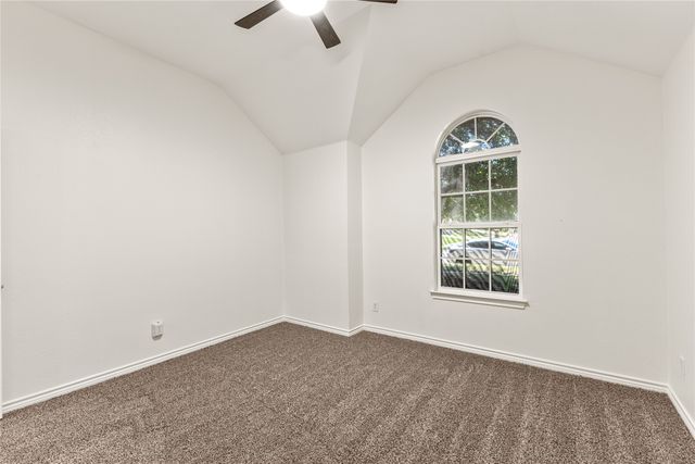 401 Hidden Knoll Drive, Burleson, TX 76028