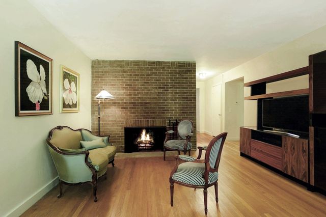 46 Woburn Street, Andover, MA 01810