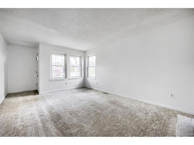 9182 Meade St, Westminster, CO 80031