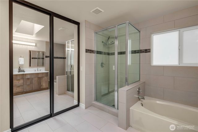 4205 243rd Avenue SE, Sammamish, WA 98029