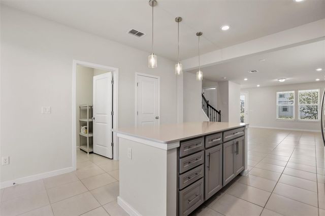 5592 PINELAND RUN, Orlando, FL 32829