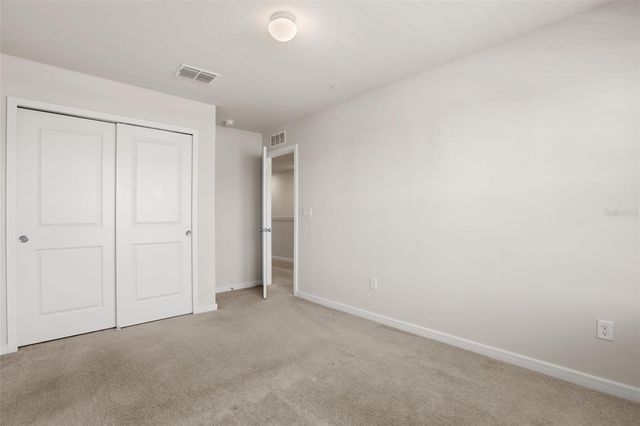 5592 PINELAND RUN, Orlando, FL 32829