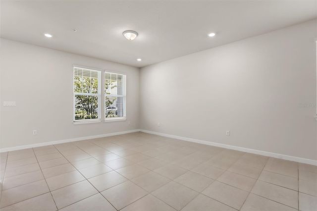 5592 PINELAND RUN, Orlando, FL 32829