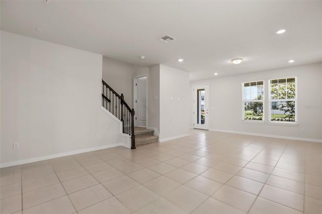 5592 PINELAND RUN, Orlando, FL 32829