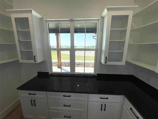 4 Dixie Estates Way, Whitesboro, TX 76273