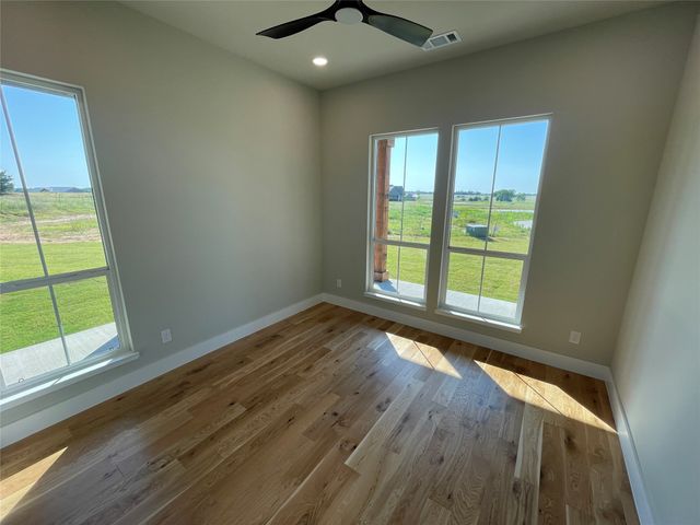 4 Dixie Estates Way, Whitesboro, TX 76273