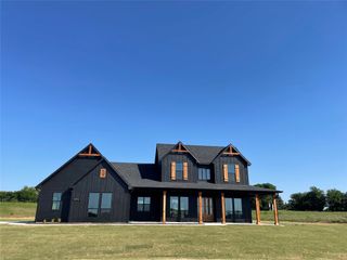 4 Dixie Estates Way, Whitesboro, TX 76273