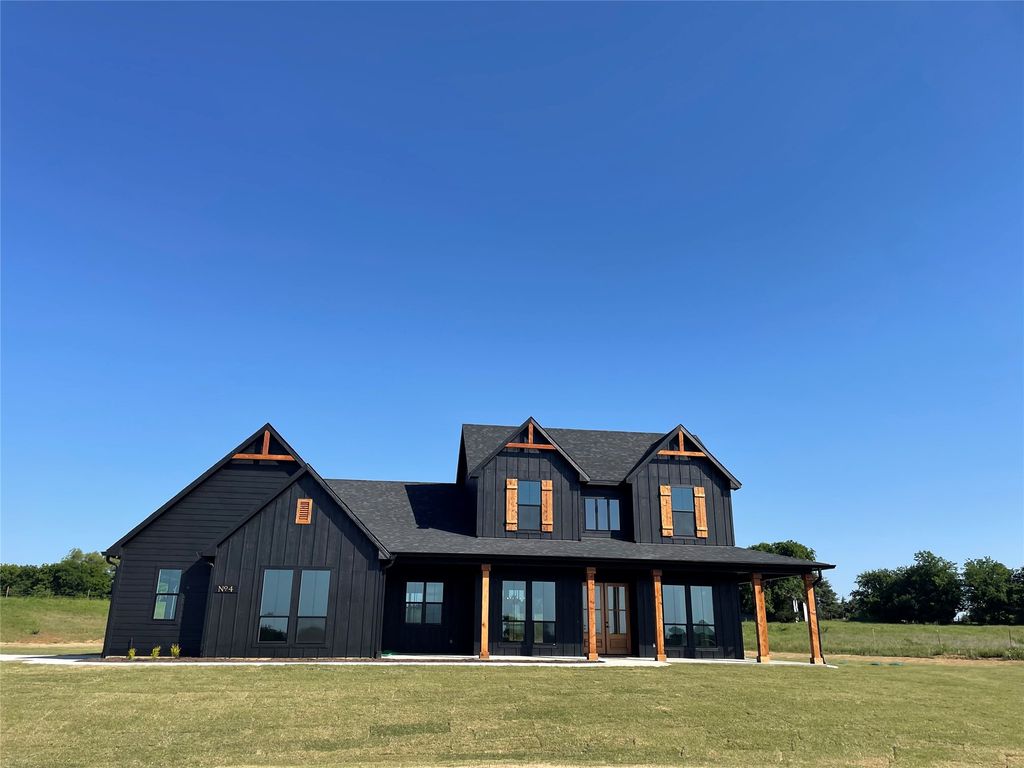 4 Dixie Estates Way, Whitesboro, TX 76273